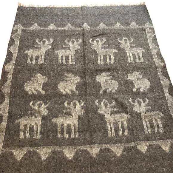 VTG Gray Woolen Reindeer Rabbit Pattern Blanket Throw Fringe Edges Handloom - Picture 2 of 5